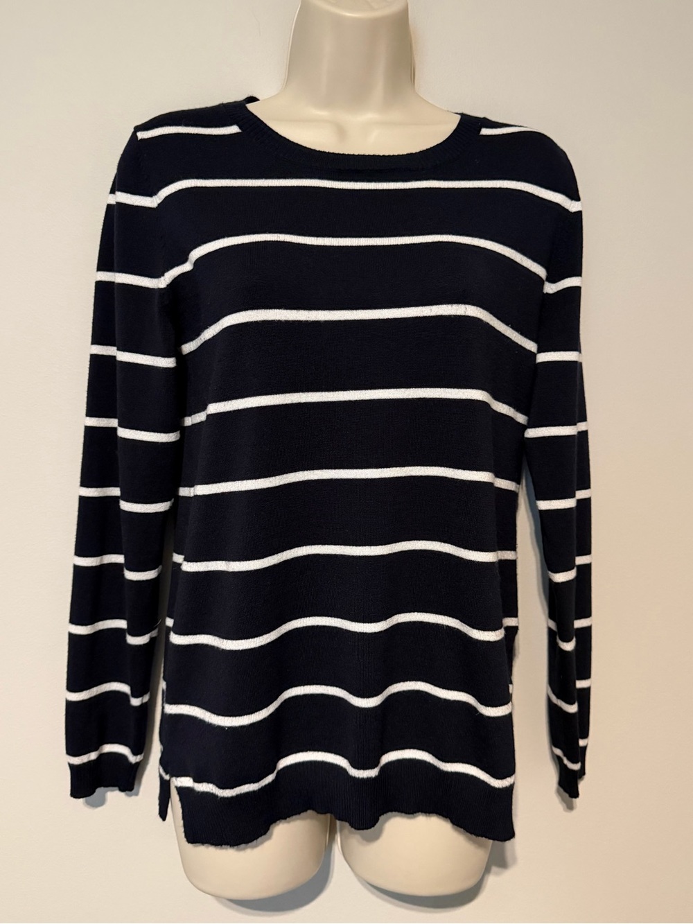 Hawthorn Classic Black & White Striped Women's Sweater - Sz
